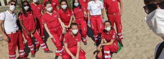 Vicolocorto - Cleaning the beach with the youth group of the Red Cross